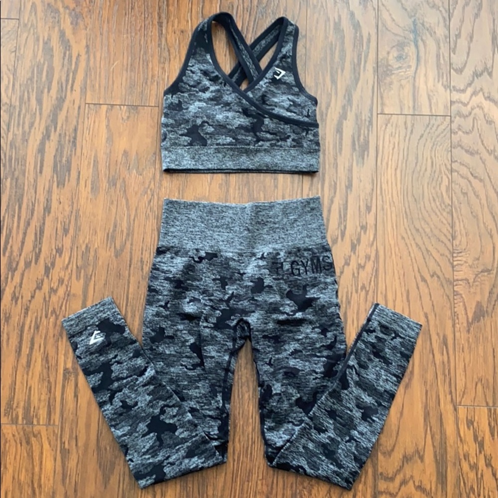 Gymshark Black Camo Sports Bra & leggings